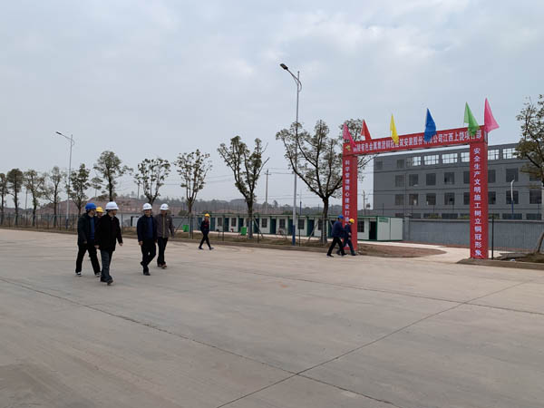 公司向导到江西汇盈电解项目指导事情