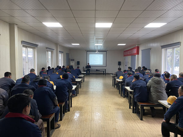 钢构公司开展节后复工清静教育培训 