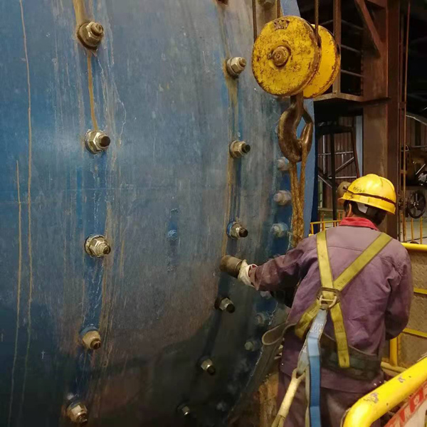 金冠铜业选矿月修使命顺遂完成