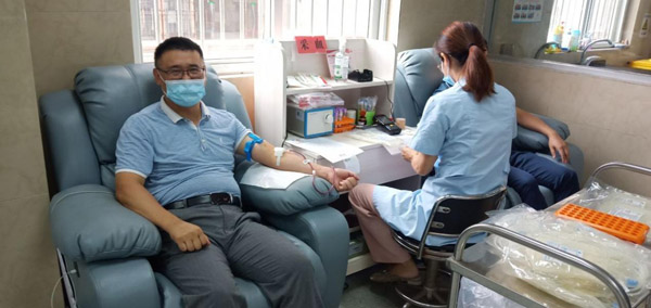 公司起劲响应应急献血  