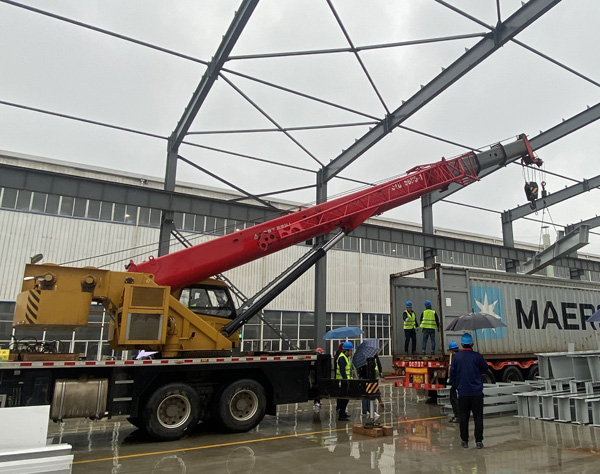 公司2023年首批钢结构顺遂出口厄瓜多尔 